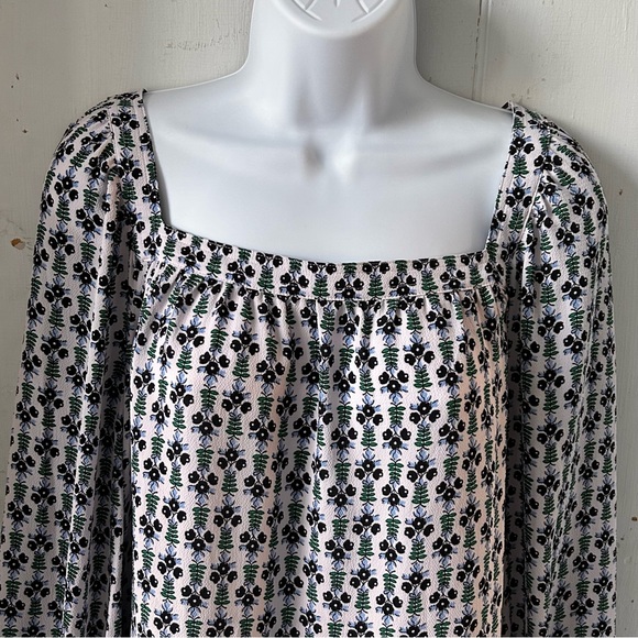 Ann Taylor Floral Print Crepe Blouse - Picture 3 of 11
